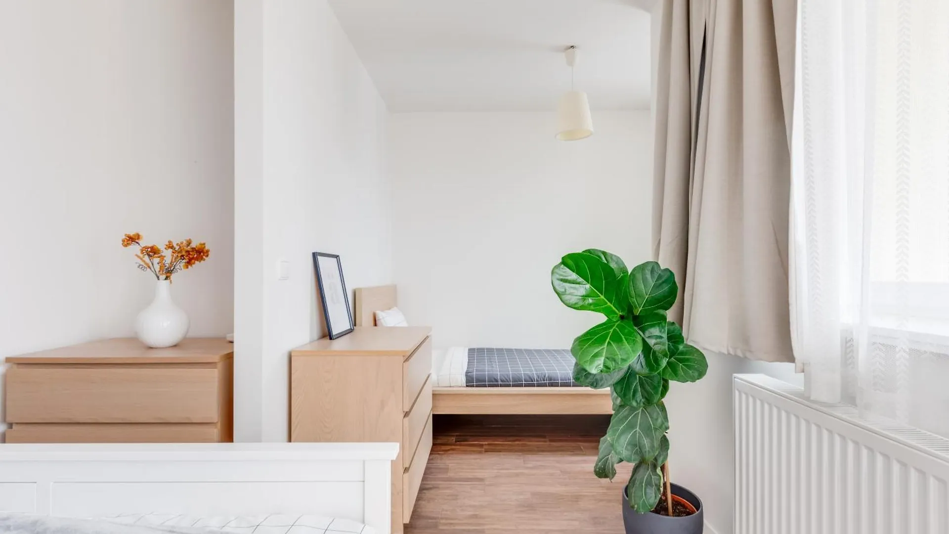 Central Cool Apt With Terrace - Leg11 Прага Апартаменты