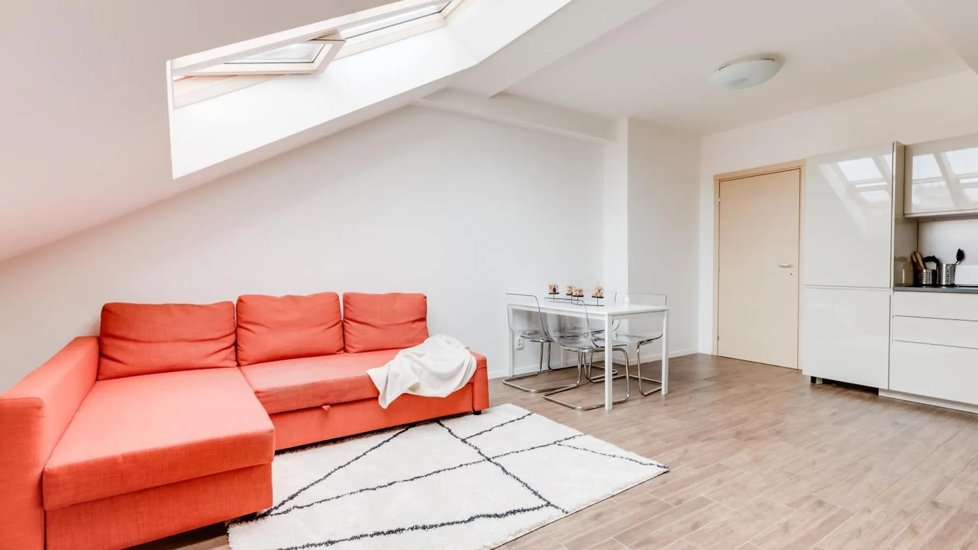 Appartamento Central Cool Apt With Terrace - Leg11 Praga