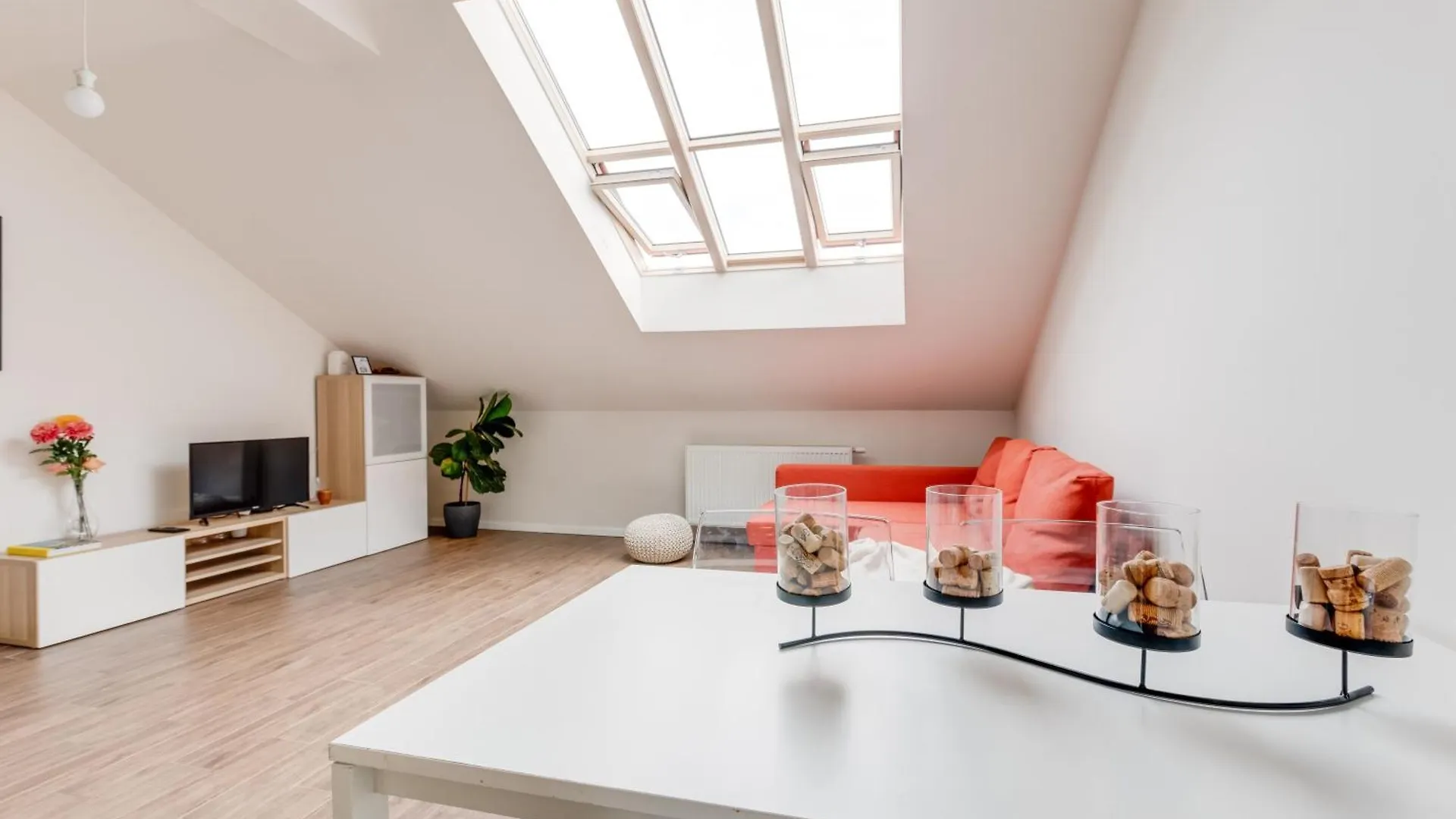 Central Cool Apt With Terrace - Leg11 Praga